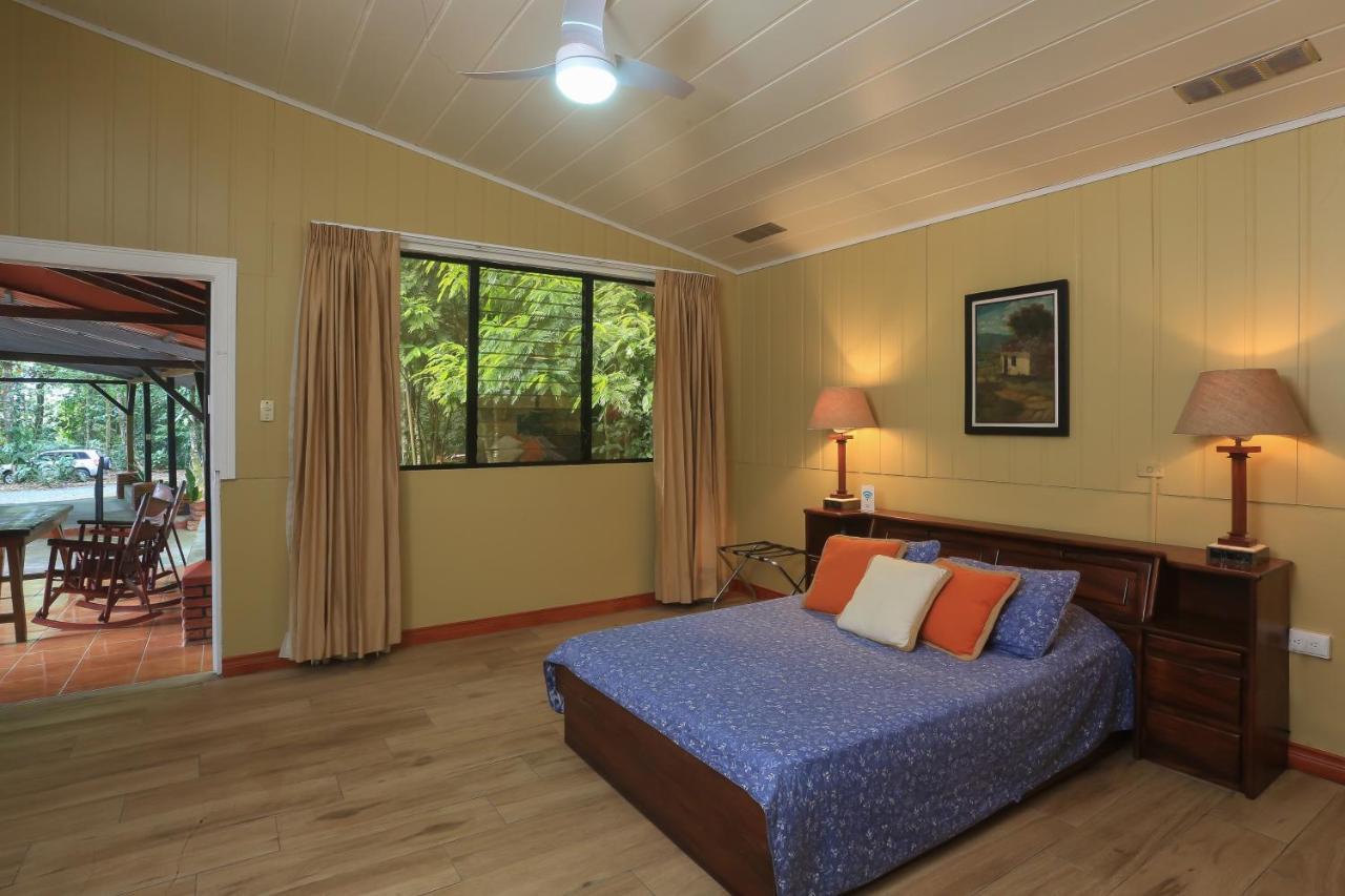 Horquetas River Lodge ซาราปิกี ภายนอก รูปภาพ