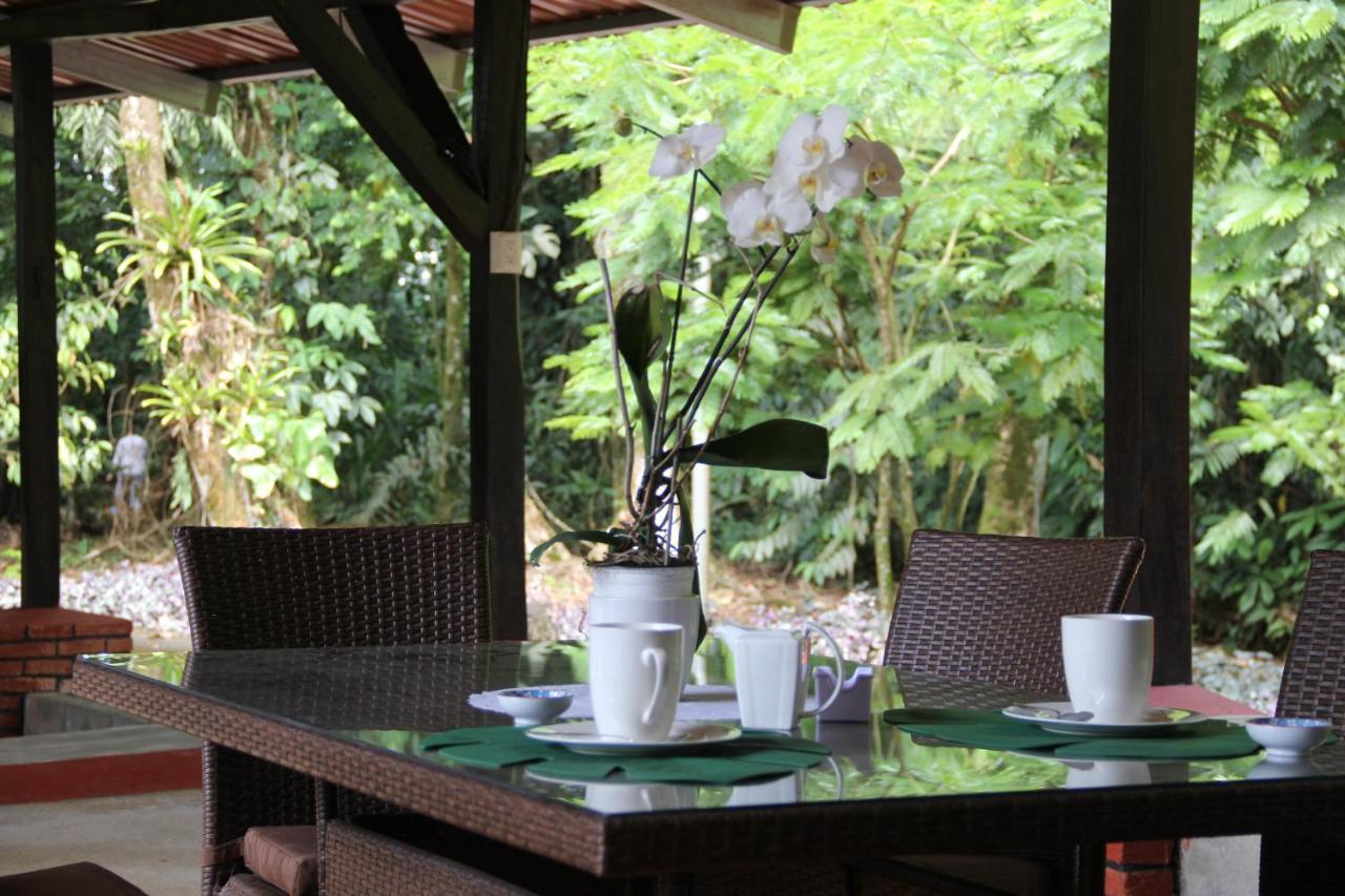 Horquetas River Lodge ซาราปิกี ภายนอก รูปภาพ